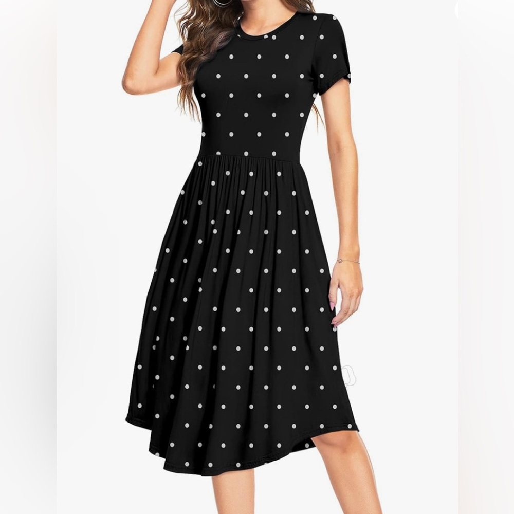Yundai Women’s Casual Short Sleeve Polka Dot Dress. Women’s size S NWT BLK OR GR